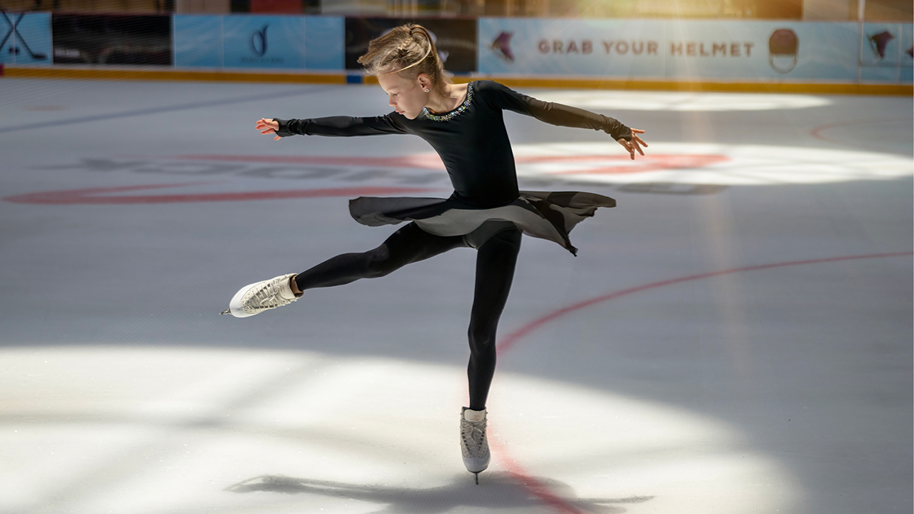 EEG-CO-25-034-DubaiICE-Rink_1280x720px-1